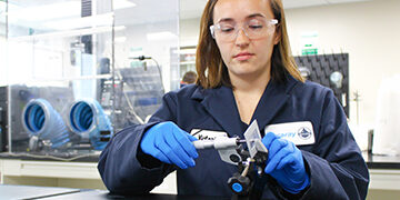 MonoSol Lab tech
